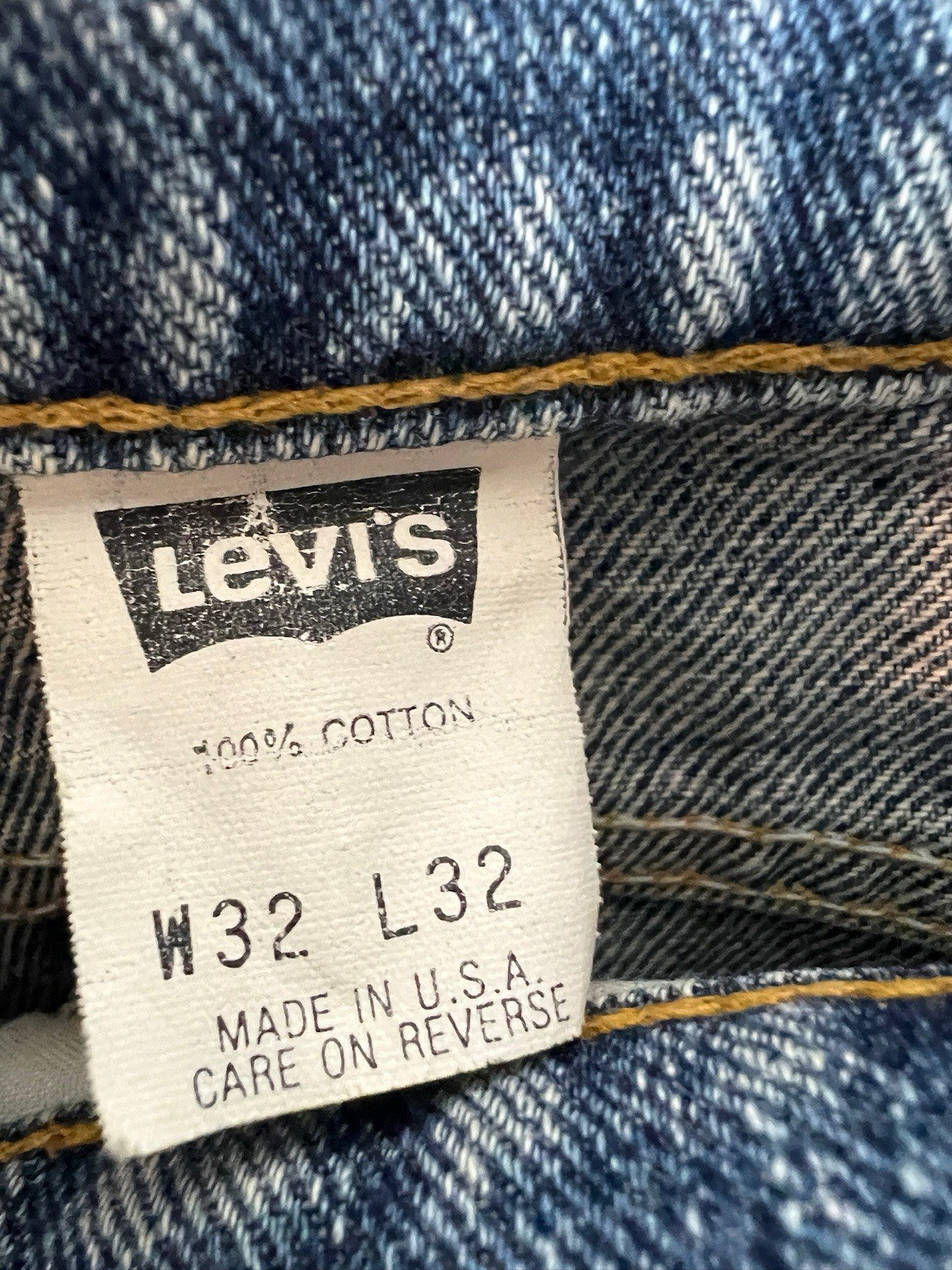 Vintage Levis 505 Jeans 32 Blue Twist Gold Pin