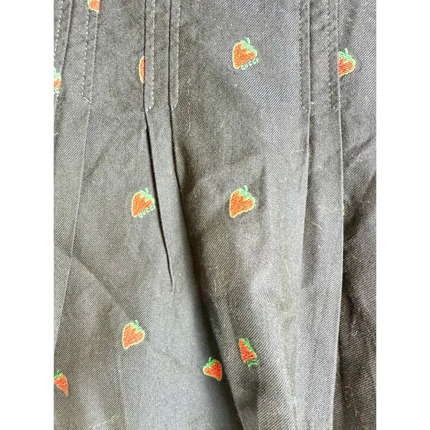 Gucci strawberry skirt girls size 8 made in Italy