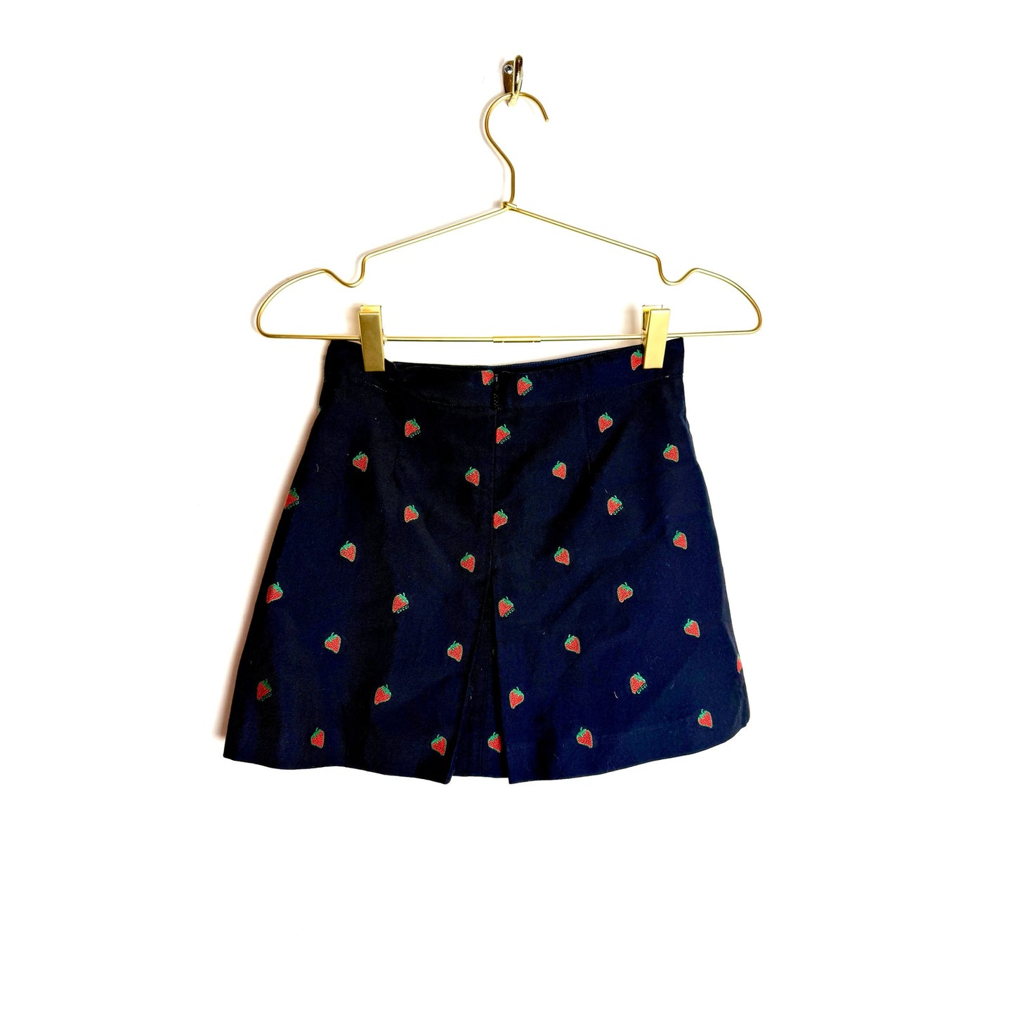 Gucci strawberry skirt girls size 8 made in Italy