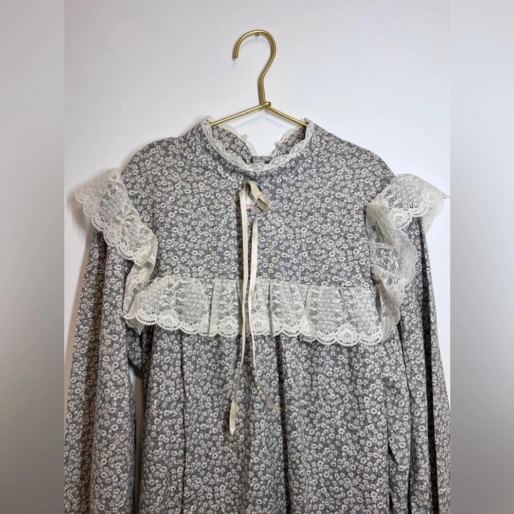 Vintage Cinderella Floral Girls Long Dress