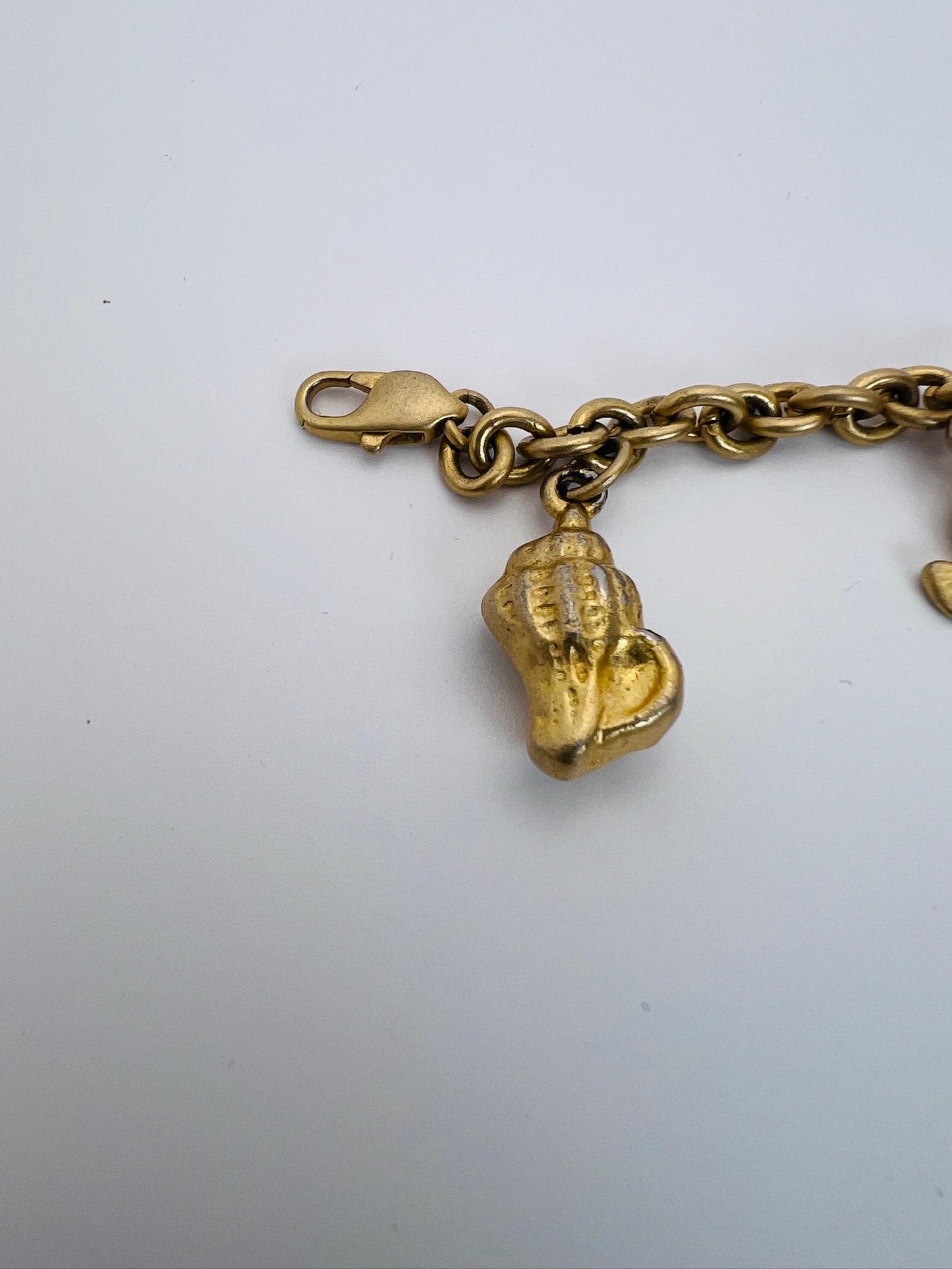 Vintage Seashell Gold Tone Charm Bracelet