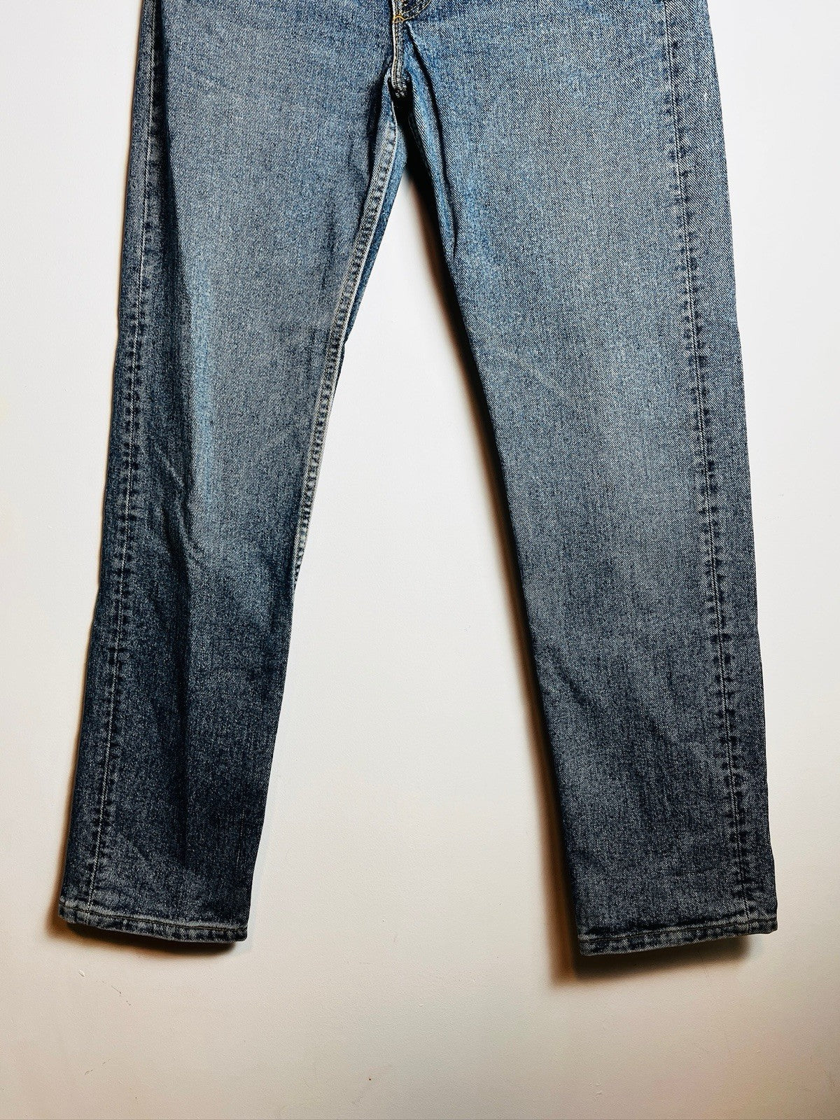 Vintage Levis 505 Jeans 32 Blue Twist Gold Pin