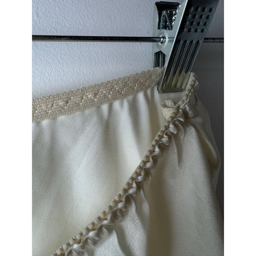 Vintage Chantilly Maidenform Slip Skirt Women Large Union Tag USA