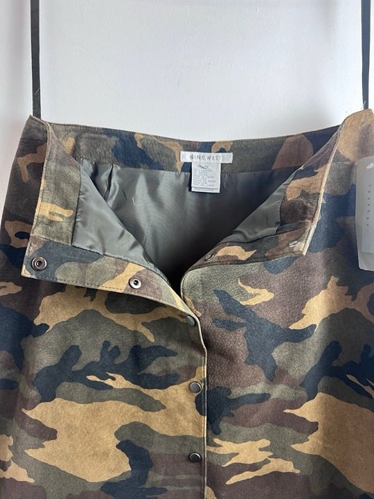 Vintage Camouflage Snap Front Mini Skirt 100% Suede Leather NWT
